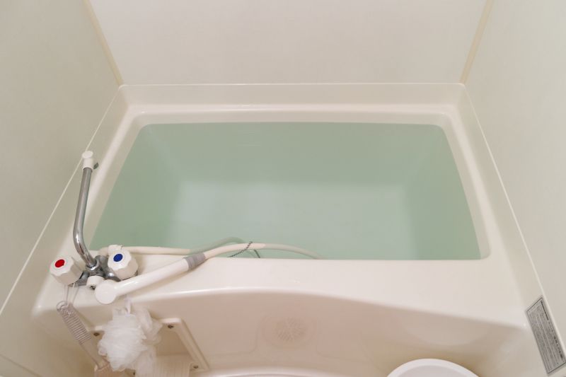 Products For Tile And Tub Reglazings in use